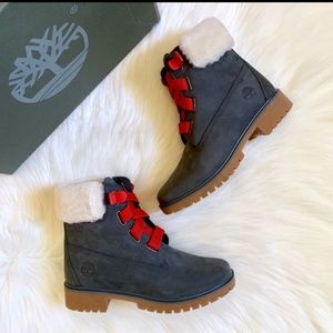ISO! Size 11 women's. I want these so bad